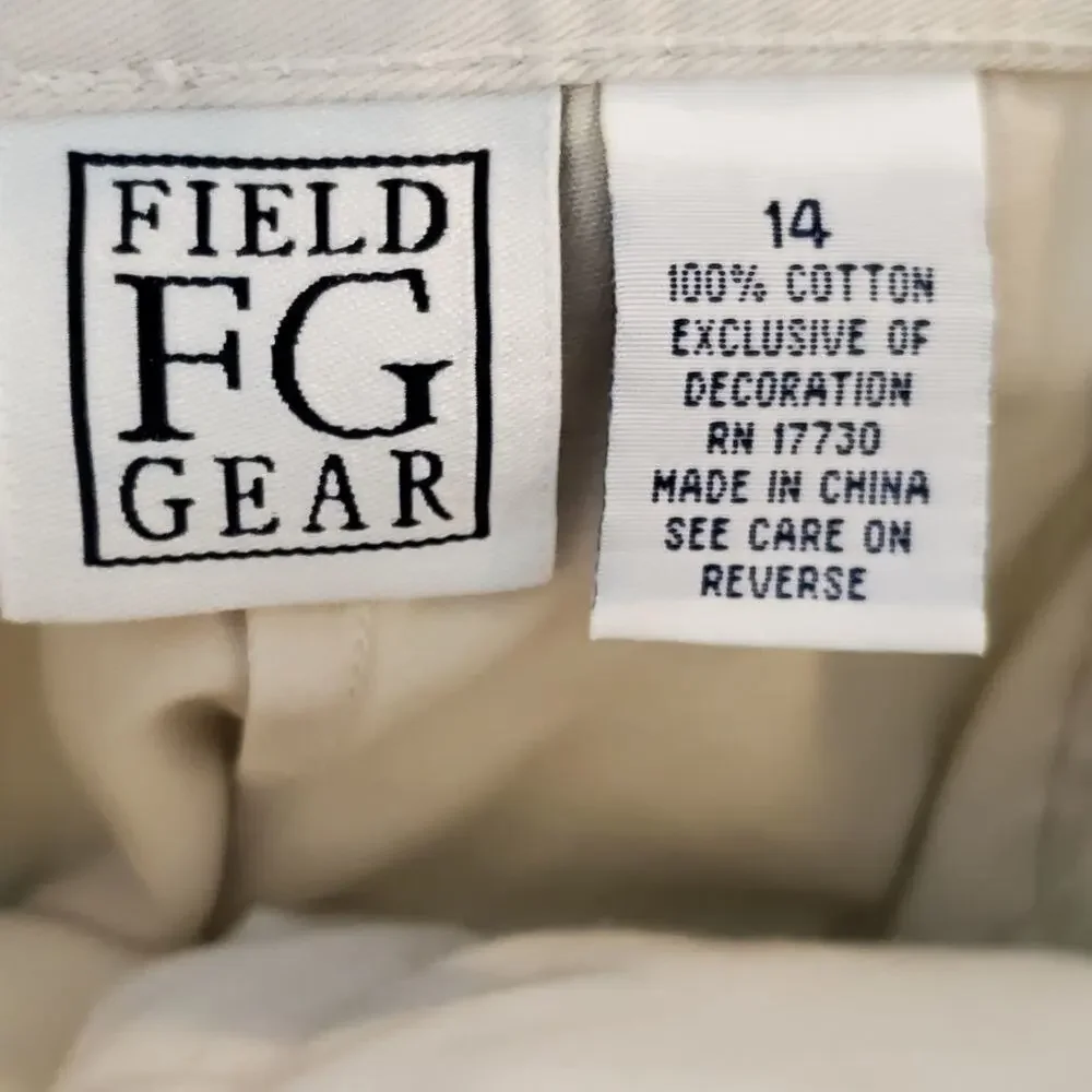FIELD gear pleated skirt size 14‎